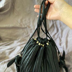 Uterqüe Leather bag